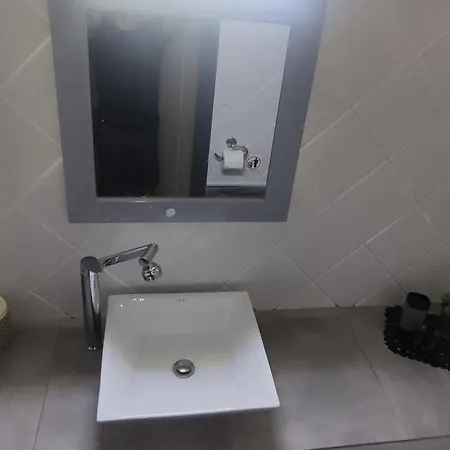Olivegrove Apartment